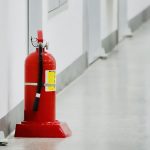 Protección contra incendios y extintores en colegios